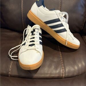 Adidas Grand Court men’s size 11
